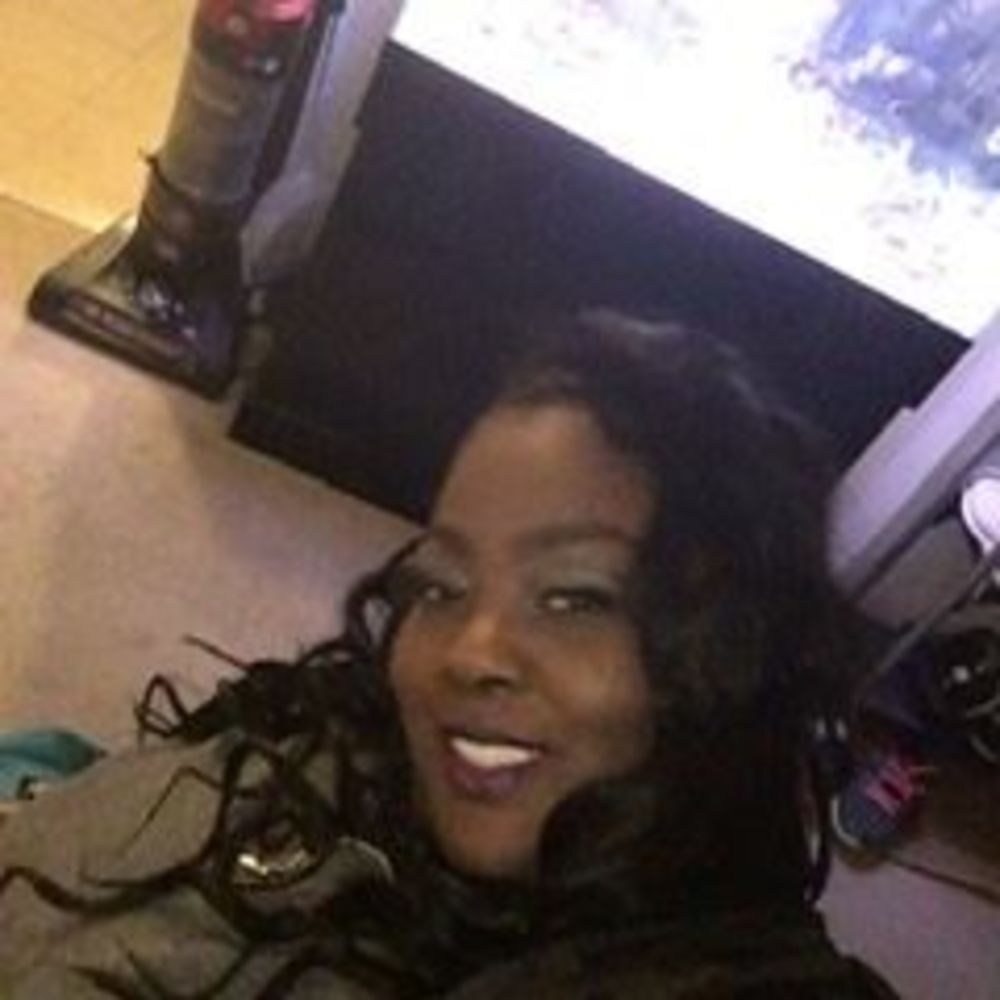 Meet your Posher, Tarra